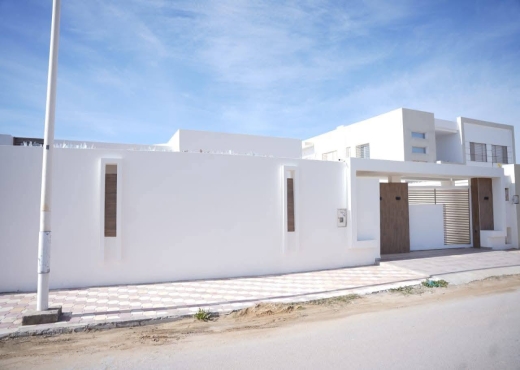 A Vendre Villa S+3 a Gremda Sfax