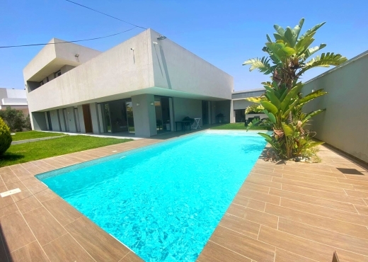 A VENDRE VILLA HS RTE BOUZAYEN SFAX