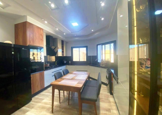 A vendre Villa S+3 rte Bouzayene Sfax - image 4