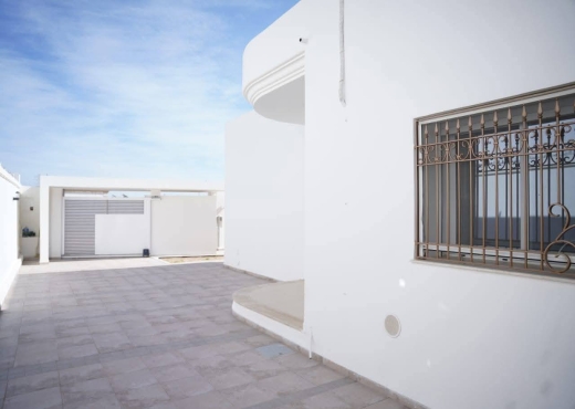 A Vendre Villa S+3 a Gremda Sfax
