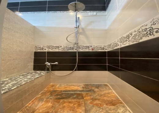 A LOUER ÉTAGE NEUF MEUBLE A SFAX - image 2