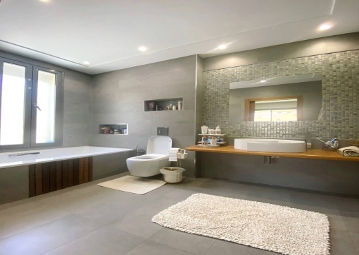 A VENDRE VILLA HS RTE BOUZAYEN SFAX