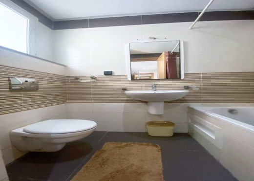 A VENDRE APPART S+4 à SFAX - image 3